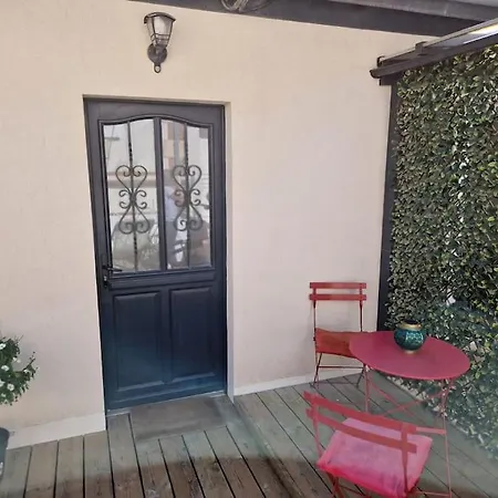 Holiday home Maisonnette De Charme *